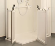 Low access corner shower shower cubicle with half height doors