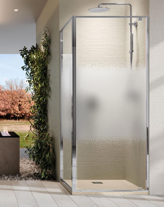 Novellini RIGA G pivot shower door suitable for alcove setting or corner install when fixed side panel added.